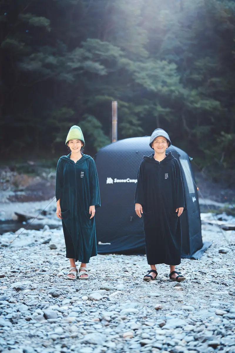 TITSD サウナポンチョ(Black) | 3層式テントサウナMORZH(モルジュ TITSD サウナポンチョ(Black) | 3層式テントサウナMORZH(モルジュ